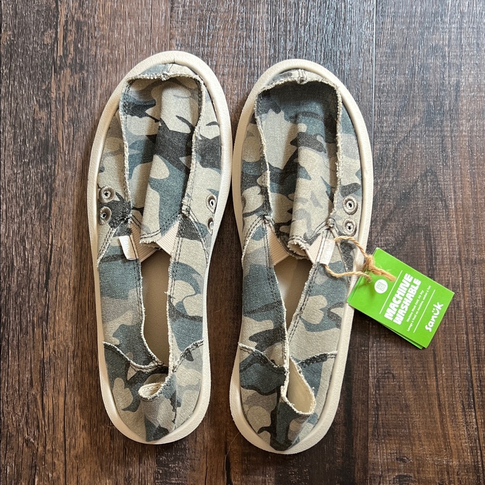 Sanuk Camouflage Women's Slippers